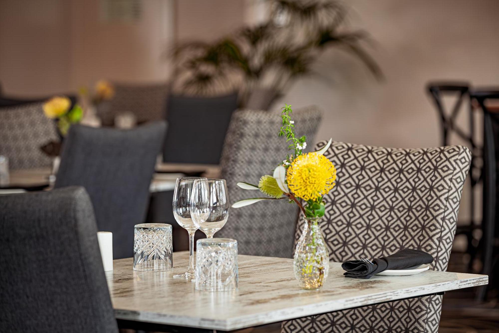 Mandala Ace Albany Hotel Экстерьер фото