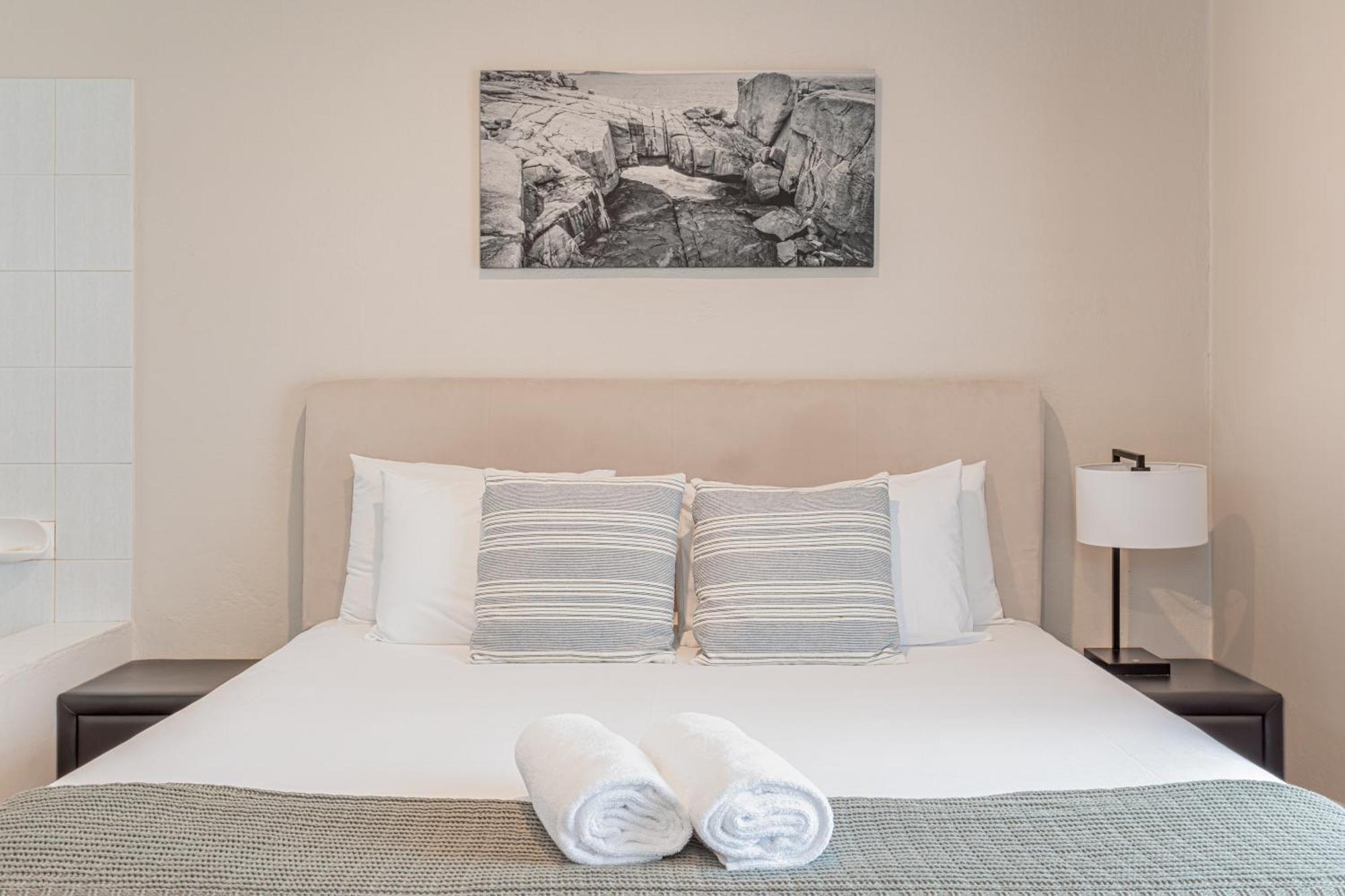 Mandala Ace Albany Hotel Экстерьер фото